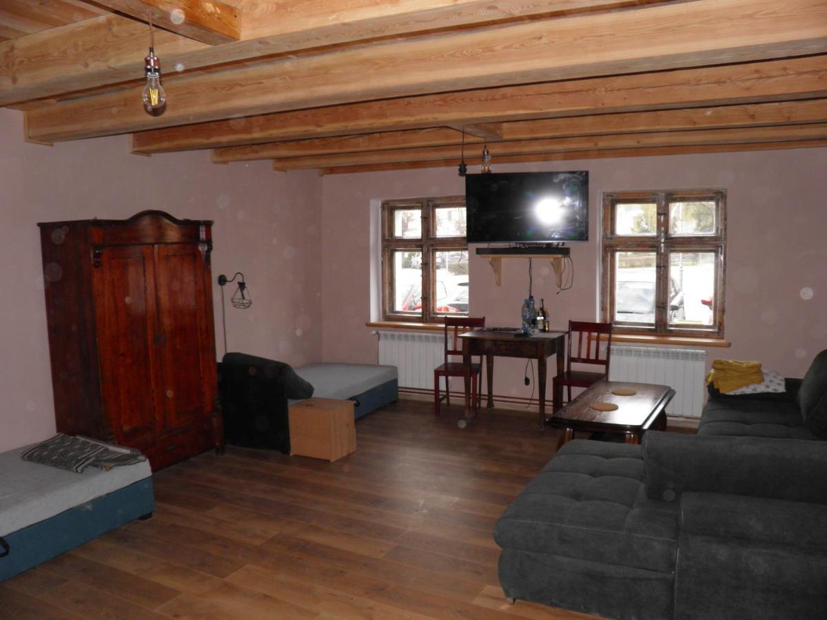 Apartament Rynek 30 Osieczna Bagian luar foto