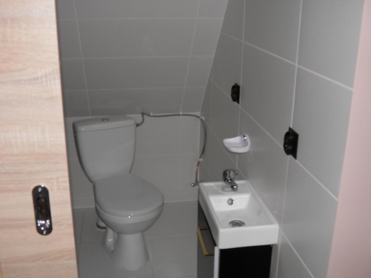 Apartament Rynek 30 Osieczna Bagian luar foto