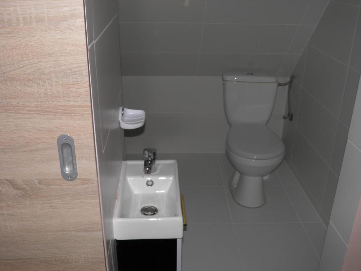 Apartament Rynek 30 Osieczna Bagian luar foto